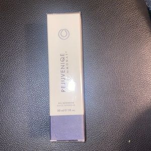 Rejuveniqe light by Monat!